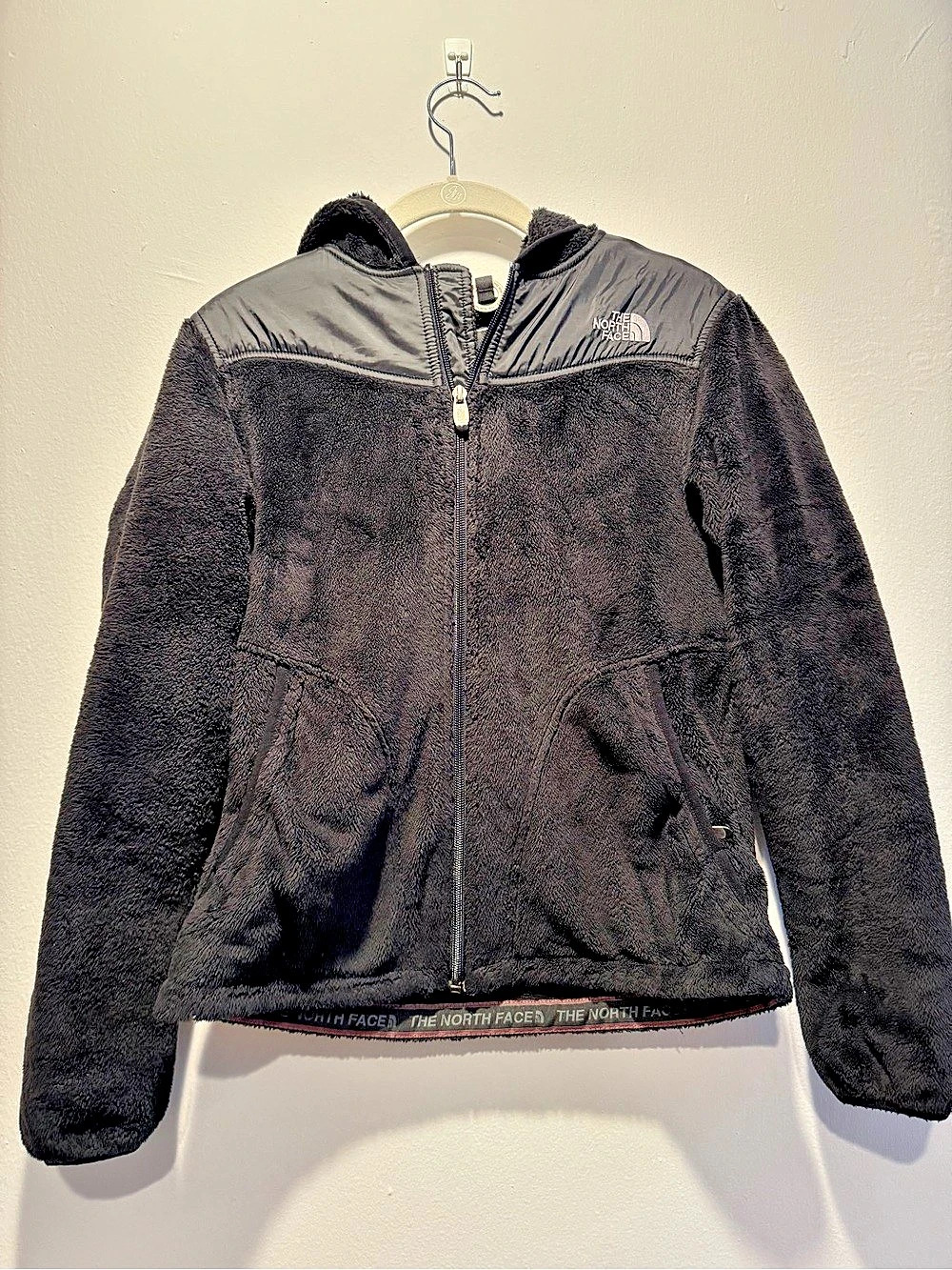 The North Face Women’s Hooded Fleece Jacket Black Small